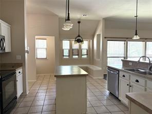 2406 Hillside Drive - Photo 5