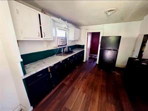 323 Sparks Street - Photo 4