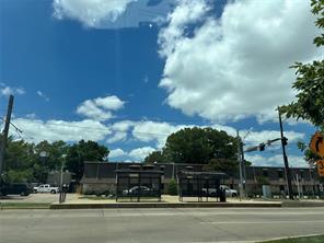820 N Zang Boulevard - Photo 17