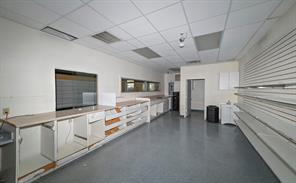 820 N Zang Boulevard - Photo 8