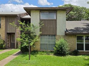 1402 S Carrier Parkway - Photo 1