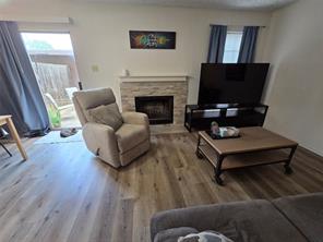 1402 S Carrier Parkway - Photo 11