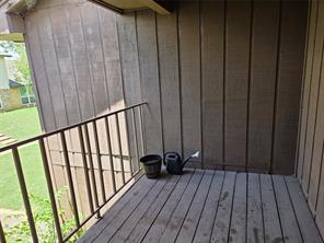 1402 S Carrier Parkway - Photo 26