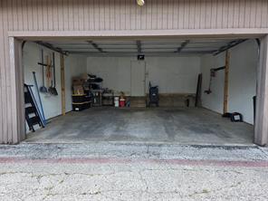 1402 S Carrier Parkway - Photo 34