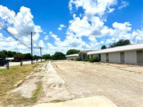 1108 W Kilpatrick Street - Photo 1