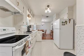 1325 Royal Oaks Drive - Photo 25