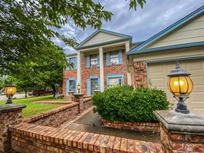 4250 Claremont Drive - Photo 1