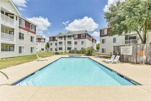521 Southwest Parkway - Photo 1