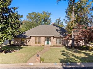 1807 Royal Oak Drive - Photo 1
