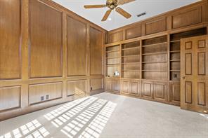1807 Royal Oak Drive - Photo 14