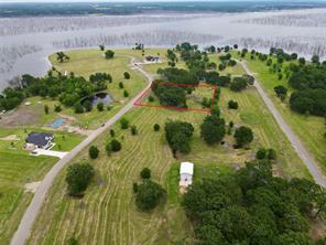 430 Shoreline Drive - Photo 13