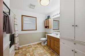 1307 N Gaines Street - Photo 29