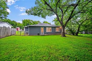 1307 N Gaines Street - Photo 31