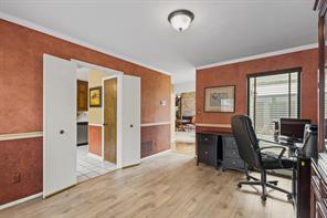 16833 Davenport Court - Photo 18