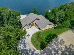 127 Lake Bluff Drive - Photo 4