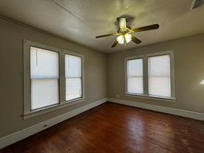 647 W W Washington Street - Photo 8