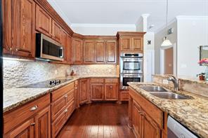 16810 Valley View - Photo 10
