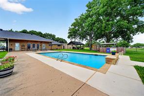 16810 Valley View - Photo 20