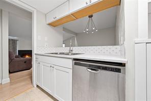 12824 Midway Road - Photo 17