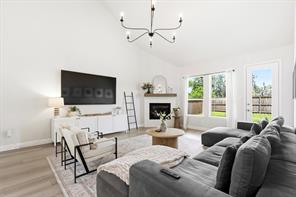 320 Moonvine Drive - Photo 2