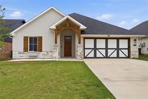 924 Rodgers Avenue - Photo 1