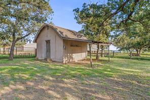 1001 Highway 587 - Photo 34