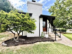 7000 Park Place Drive - Photo 2