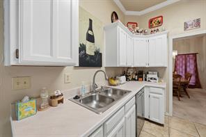 7600 Chapman Drive - Photo 13