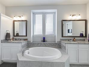 1820 Amazon Drive - Photo 19
