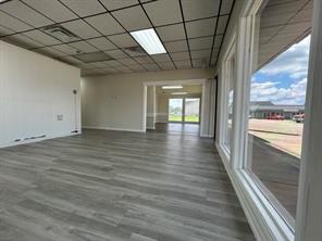 440 S Hillcrest Drive - Photo 13
