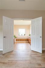 523 S Hays Road - Photo 25