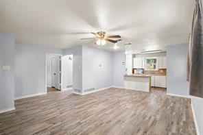 521 Hilltop Drive - Photo 2