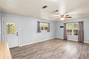 521 Hilltop Drive - Photo 5