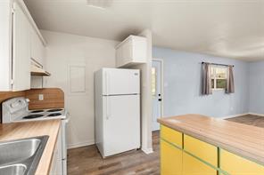 521 Hilltop Drive - Photo 9