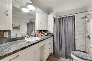 405 Pecan Street - Photo 11