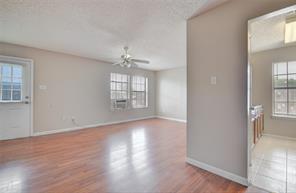 1912 Bernice Street - Photo 2