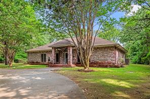605 County road 2310 - Photo 2