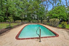 605 County road 2310 - Photo 3