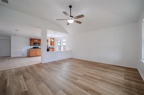 2037 Cedar Trail - Photo 9