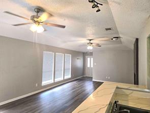 1007 Mitchell Lane - Photo 4