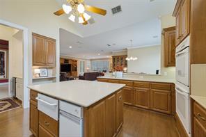 6404 Creekside Drive - Photo 13
