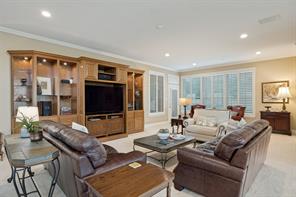 6404 Creekside Drive - Photo 2