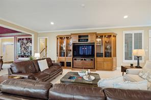 6404 Creekside Drive - Photo 5