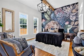702 W Spring Street - Photo 10