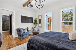 702 W Spring Street - Photo 12