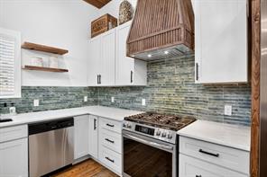 702 W Spring Street - Photo 22