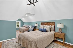 702 W Spring Street - Photo 31