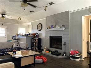 1005 Mitchell Lane - Photo 25