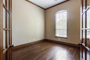 13336 Thornton Drive - Photo 10