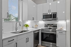 3277 Ganzer Road W - Photo 4